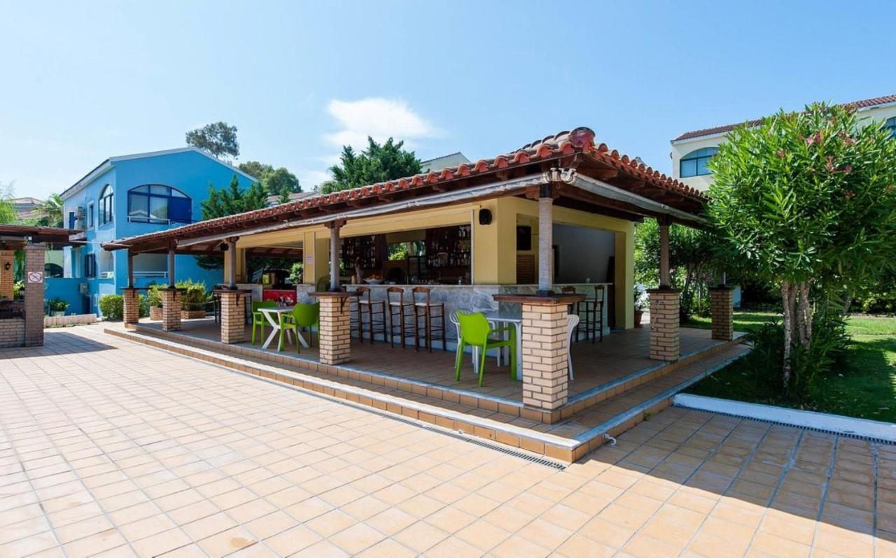 Govino Bay Luxury Beach Loft Apartment Danilia Luaran gambar