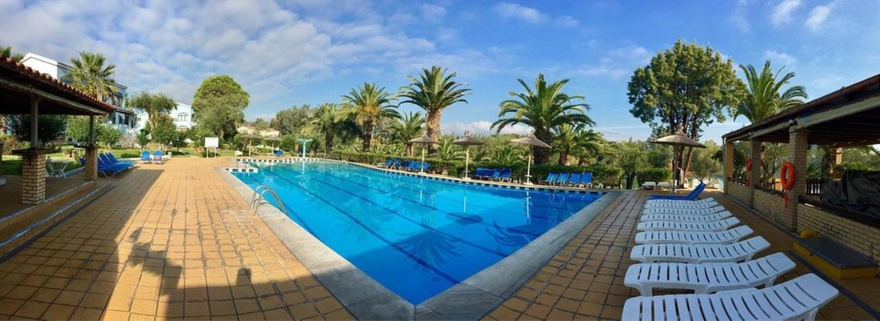 Govino Bay Luxury Beach Loft Apartment Danilia Luaran gambar