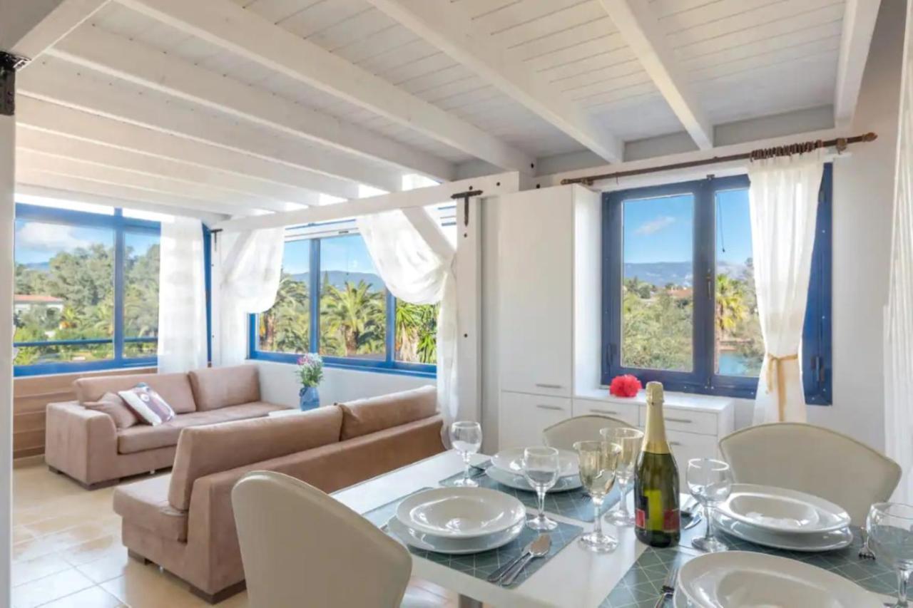 Govino Bay Luxury Beach Loft Apartment Danilia Luaran gambar