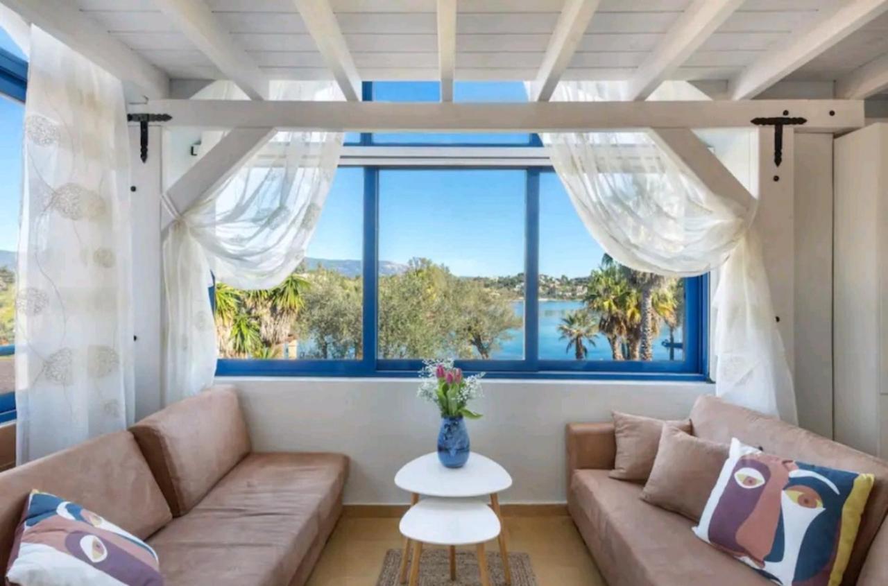 Govino Bay Luxury Beach Loft Apartment Danilia Luaran gambar