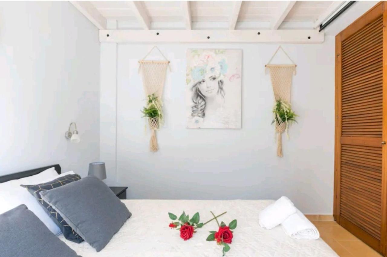 Govino Bay Luxury Beach Loft Apartment Danilia Luaran gambar