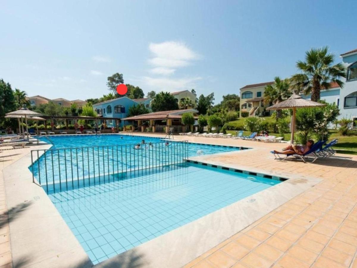 Govino Bay Luxury Beach Loft Apartment Danilia Luaran gambar